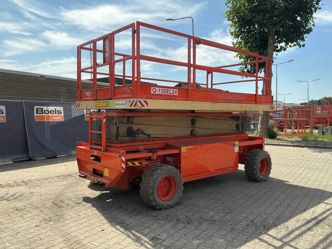 Holland Lift Q-135EL24 - Nacelle: photos 3 Holland Lift Q-135EL24 - Nacelle: photos 3