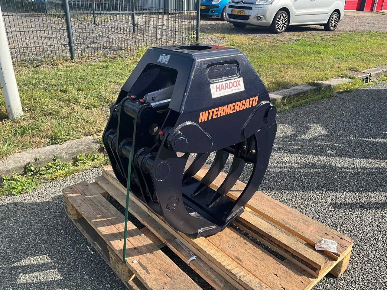 Intermercato TG 22 EG - Godet pour pelle: photos 3 Intermercato TG 22 EG - Godet pour pelle: photos 3