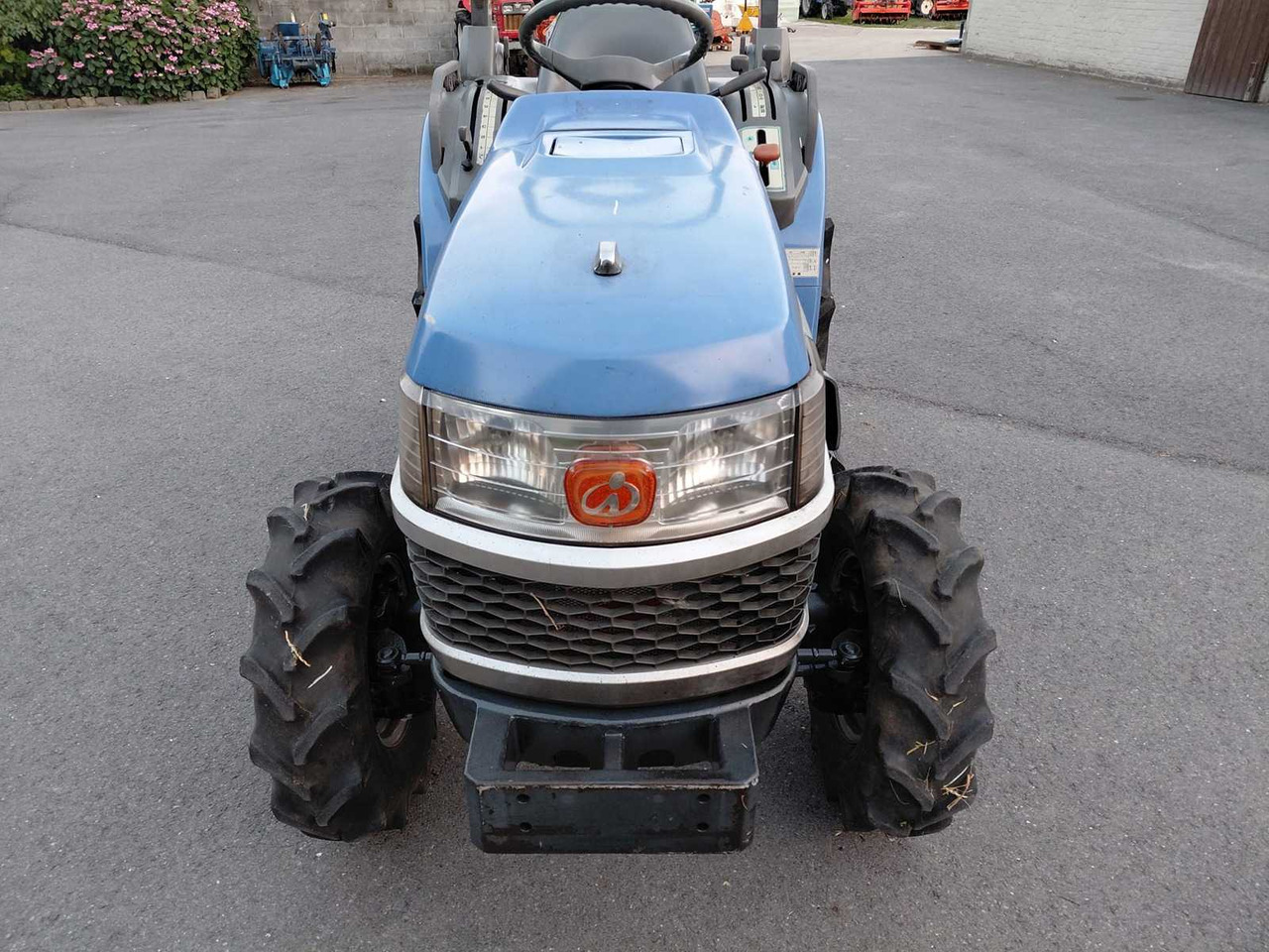Iseki TH18 - Micro tracteur: photos 2 Iseki TH18 - Micro tracteur: photos 2