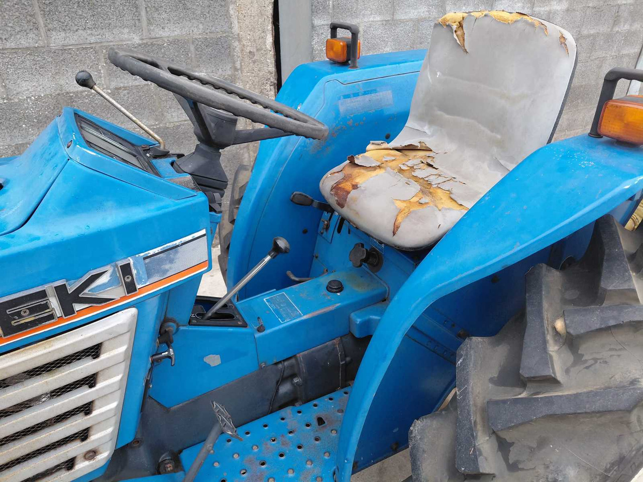Iseki TL2500 - Micro tracteur: photos 5 Iseki TL2500 - Micro tracteur: photos 5
