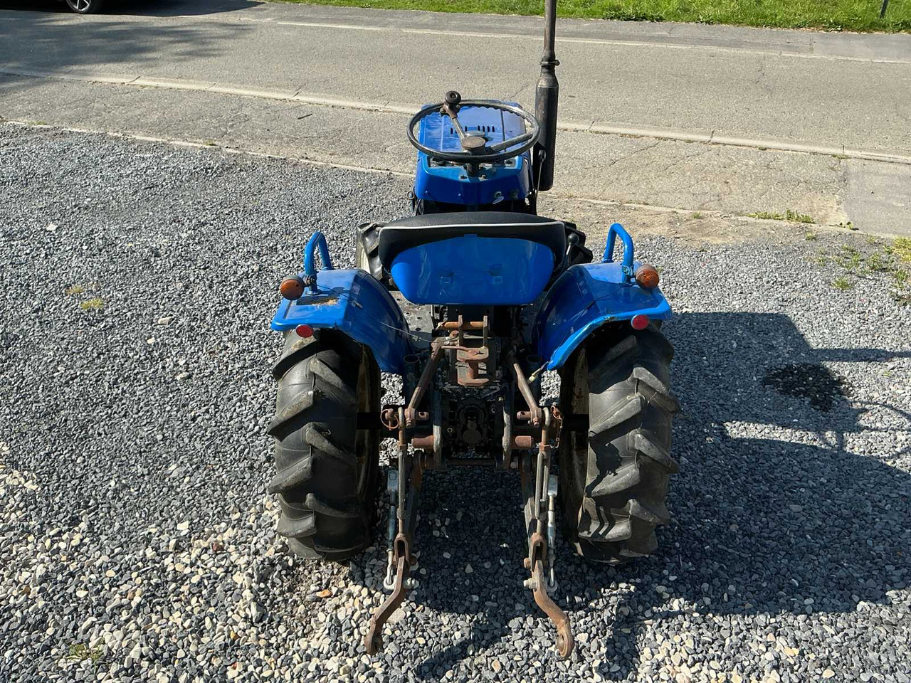 Iseki TX1300F - Micro tracteur: photos 4 Iseki TX1300F - Micro tracteur: photos 4