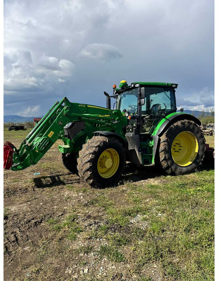 JOHN DEERE 6155R - Tracteur agricole: photos 2 JOHN DEERE 6155R - Tracteur agricole: photos 2