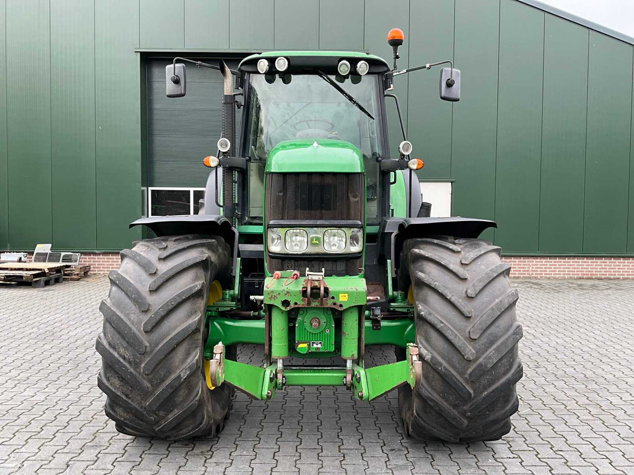 John Deere 7430 - Tracteur agricole: photos 3 John Deere 7430 - Tracteur agricole: photos 3