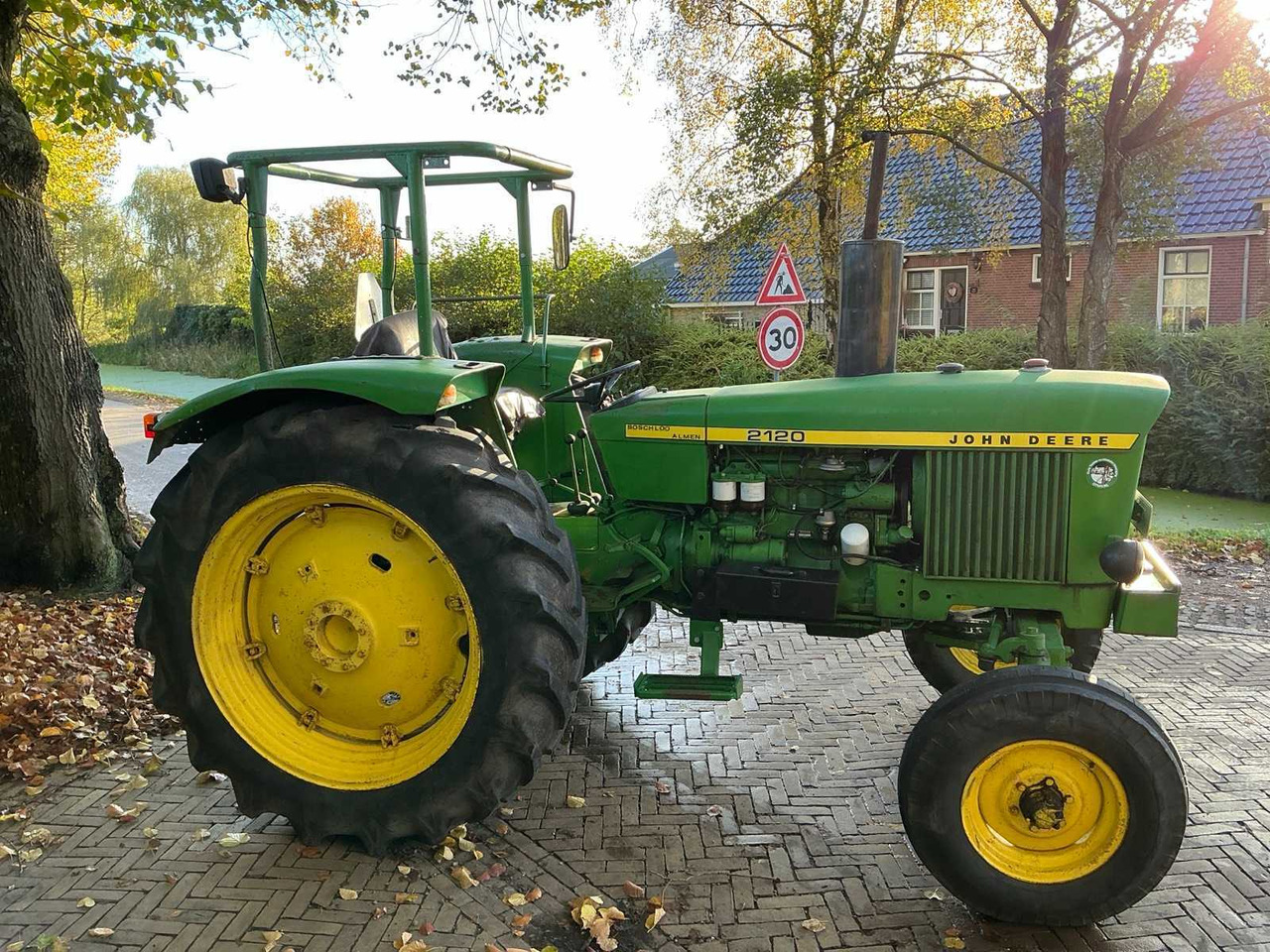 John deere 2120 - Tracteur agricole: photos 5 John deere 2120 - Tracteur agricole: photos 5