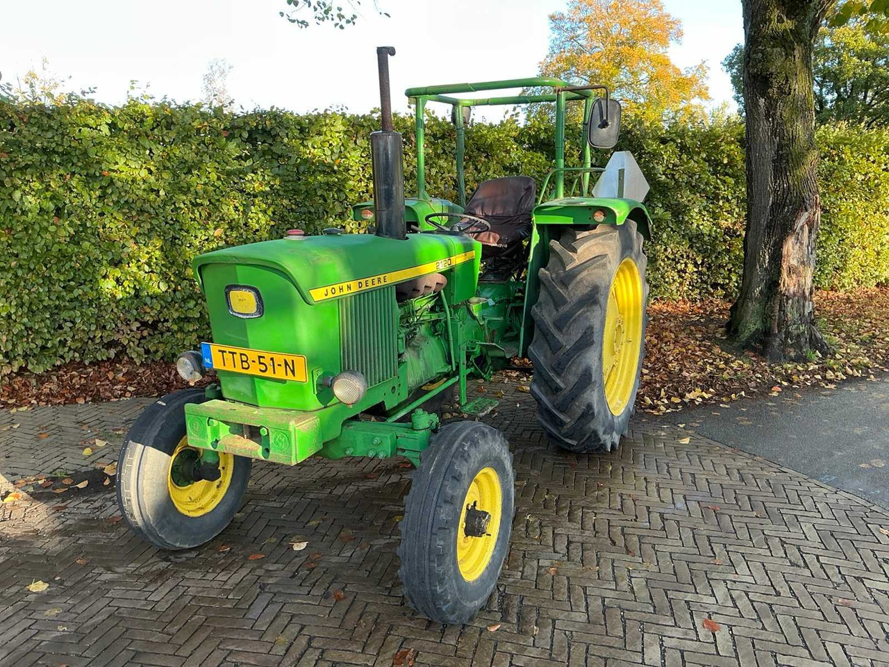 John deere 2120 - Tracteur agricole: photos 2 John deere 2120 - Tracteur agricole: photos 2