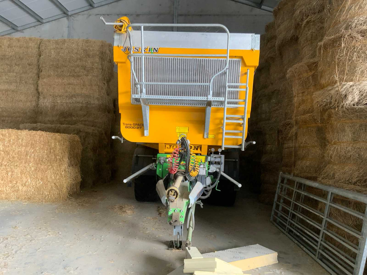 Joskin Triden Trans-Space 8000/27 - Benne agricole: photos 2 Joskin Triden Trans-Space 8000/27 - Benne agricole: photos 2