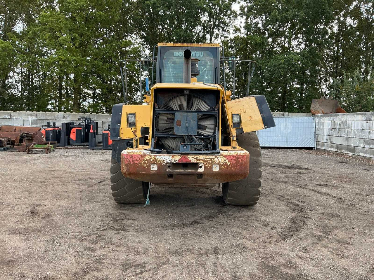 Komatsu WA380 - Chargeuse sur pneus: photos 5 Komatsu WA380 - Chargeuse sur pneus: photos 5