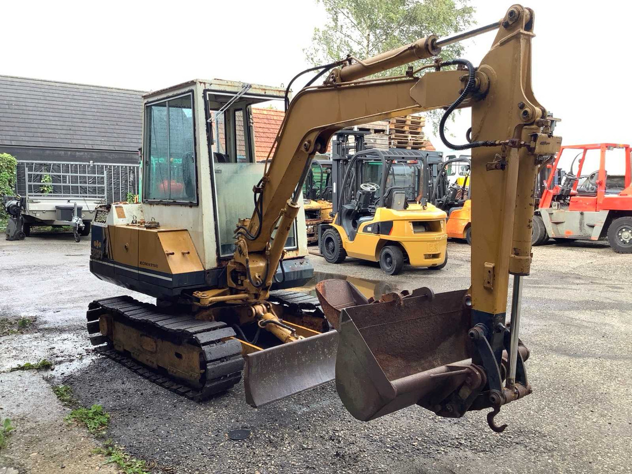 Komatsu pc30 - Mini pelle: photos 4 Komatsu pc30 - Mini pelle: photos 4