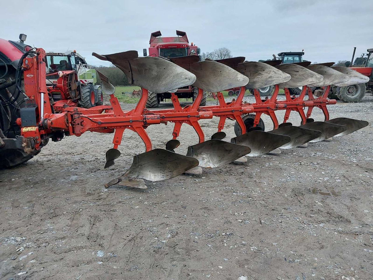 Kuhn Vari Master 182 - Charrue: photos 1 Kuhn Vari Master 182 - Charrue: photos 1