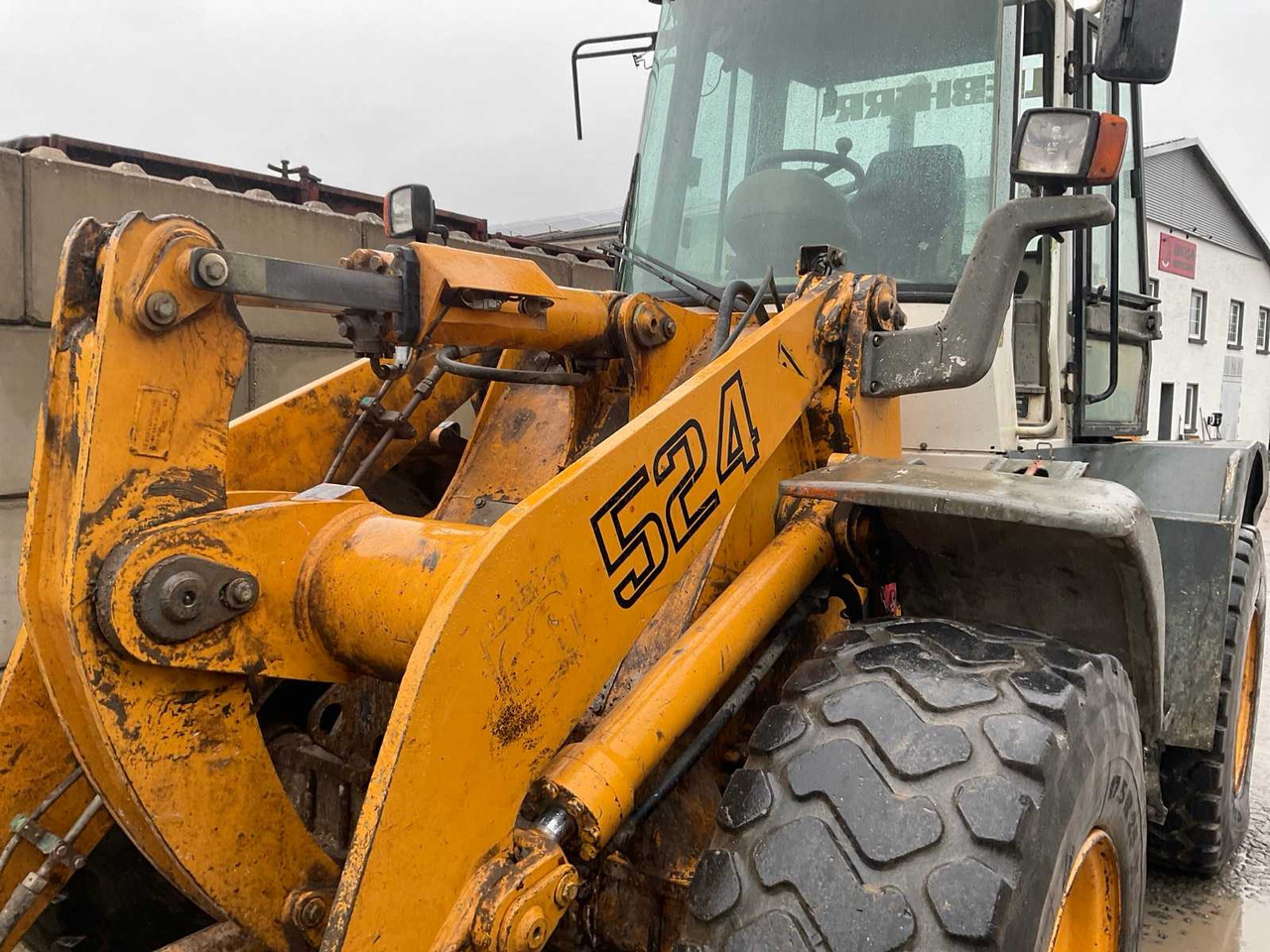 Chargeuse sur pneus Liebherr L524: photos 18