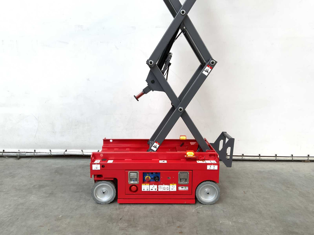 Nacelle MANTALL XE-60 MINI - SCISSOR LIFT AERIAL PLATFORM 6.4M 2024: photos 12