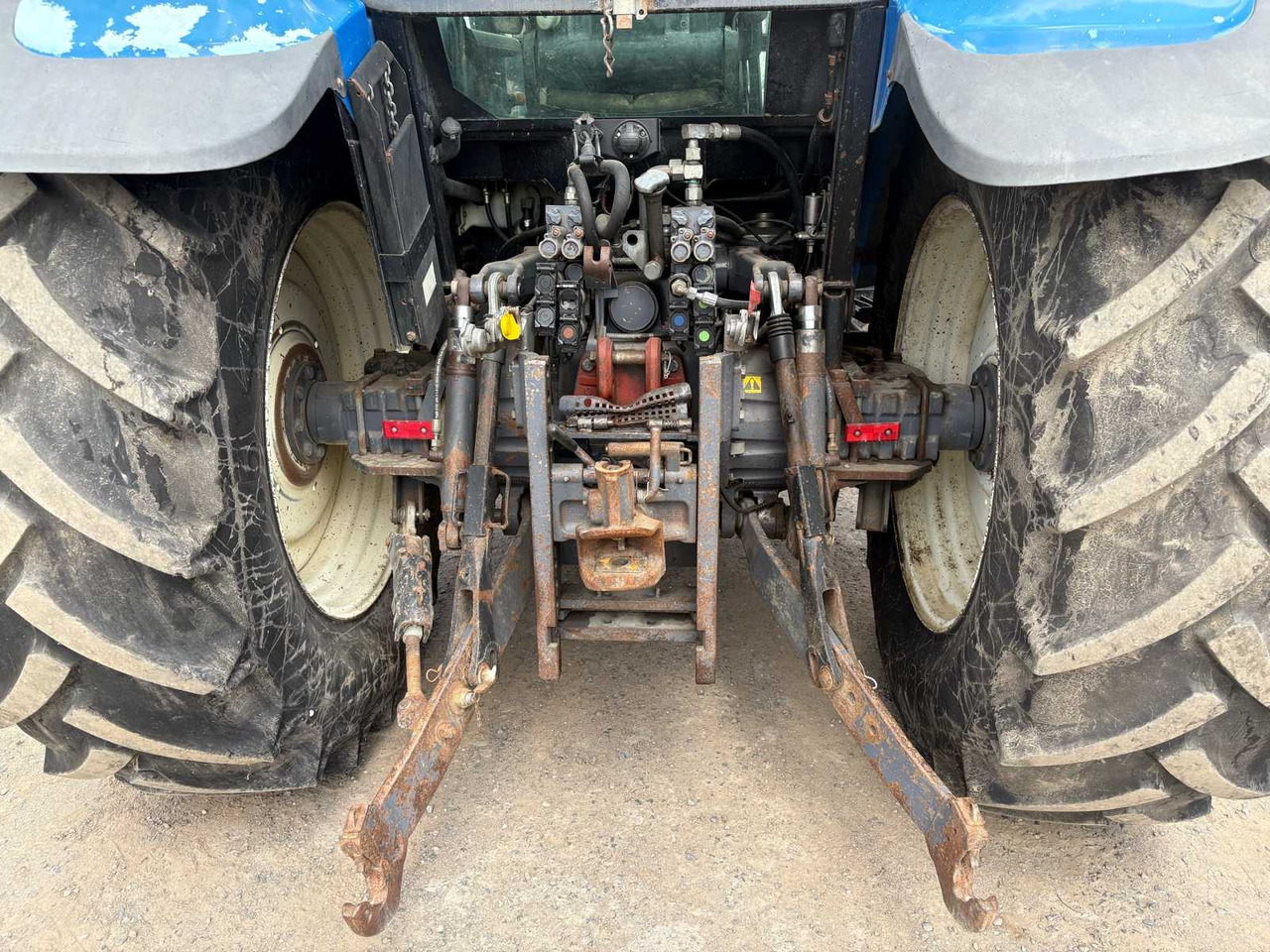 Tracteur agricole New Holland TM115 mit Frontlader: photos 6