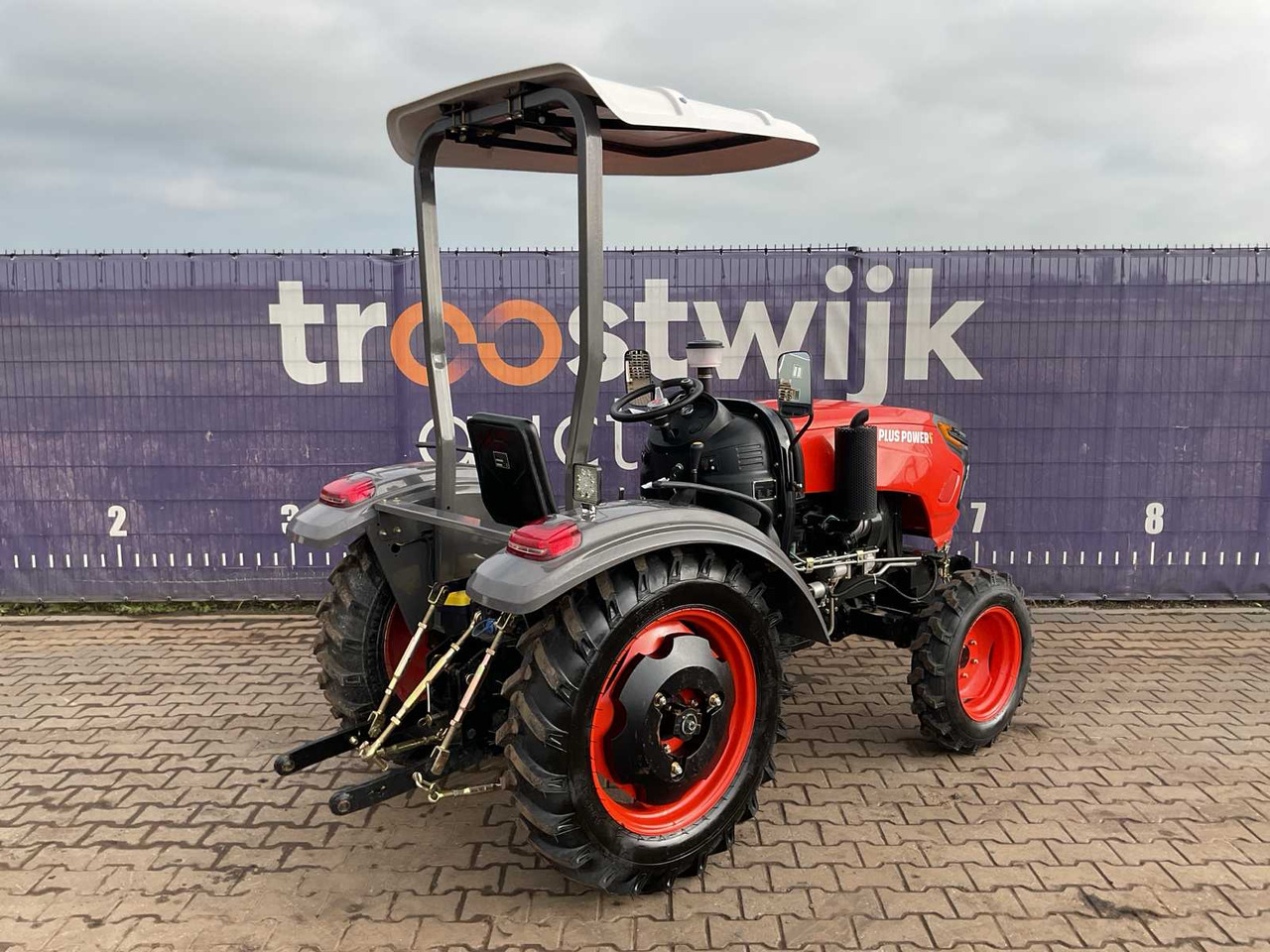 Plus power TT254 - Micro tracteur: photos 3 Plus power TT254 - Micro tracteur: photos 3