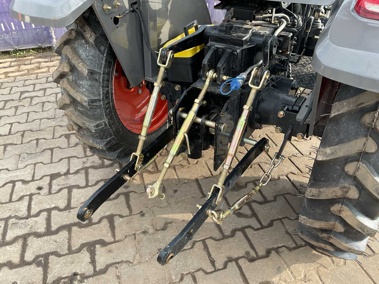 Plus power TT254 - Micro tracteur: photos 5 Plus power TT254 - Micro tracteur: photos 5