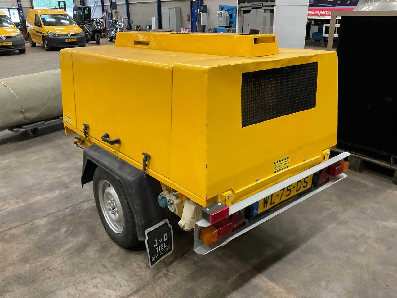 1994 ATLAS COPCO AIR COMPRESSOR / GENERATOR TRAILER - Remorque: photos 4 1994 ATLAS COPCO AIR COMPRESSOR / GENERATOR TRAILER - Remorque: photos 4