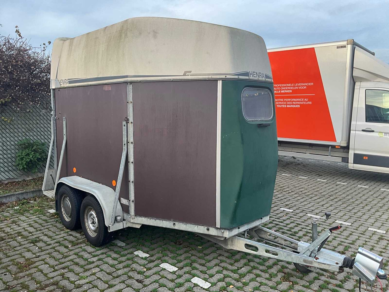 1994 HENRA TRAILER HORSE TRAILER - Remorque: photos 3 1994 HENRA TRAILER HORSE TRAILER - Remorque: photos 3