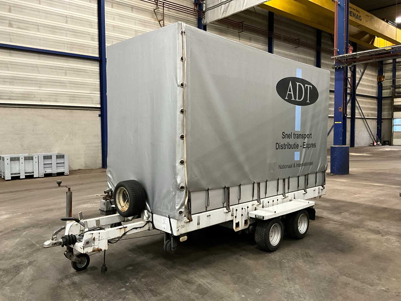 2008 STOCKX A2702 COVERED TRAILER - Remorque: photos 1 2008 STOCKX A2702 COVERED TRAILER - Remorque: photos 1