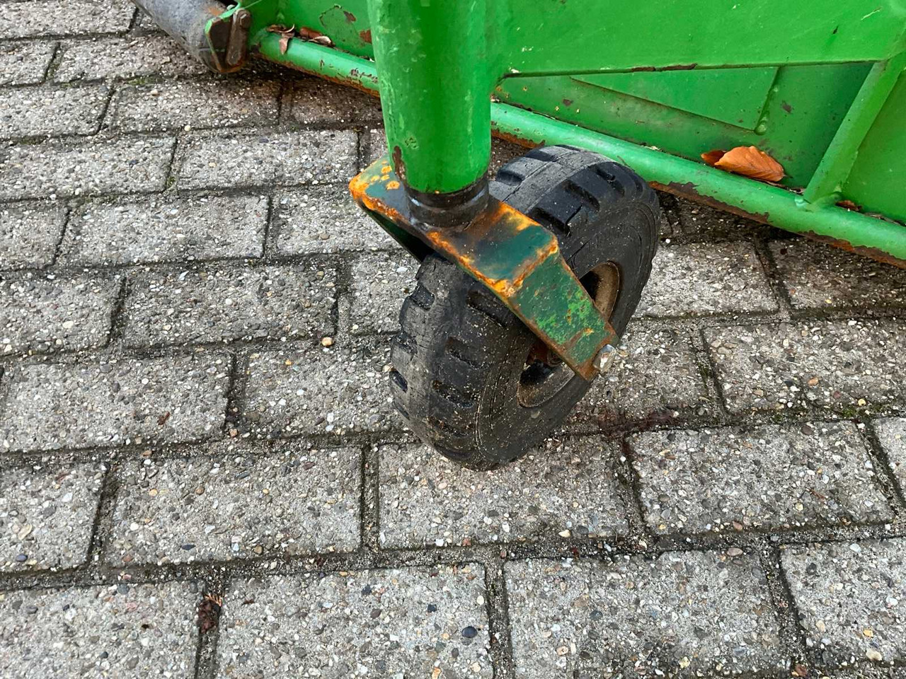 Sabo Roberine 1504 - Motofaucheuse: photos 5 Sabo Roberine 1504 - Motofaucheuse: photos 5