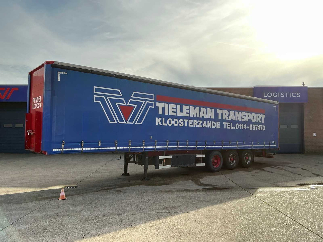 2002 GROENEWEGEN DRO-12-27 SEMI-TRAILER - Semi-remorque: photos 1 2002 GROENEWEGEN DRO-12-27 SEMI-TRAILER - Semi-remorque: photos 1