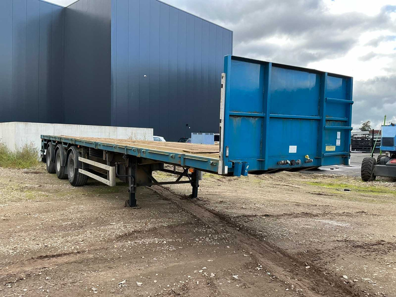 2004 FLOOR FLO-17-30K1 SEMI-TRAILER - Semi-remorque: photos 3 2004 FLOOR FLO-17-30K1 SEMI-TRAILER - Semi-remorque: photos 3