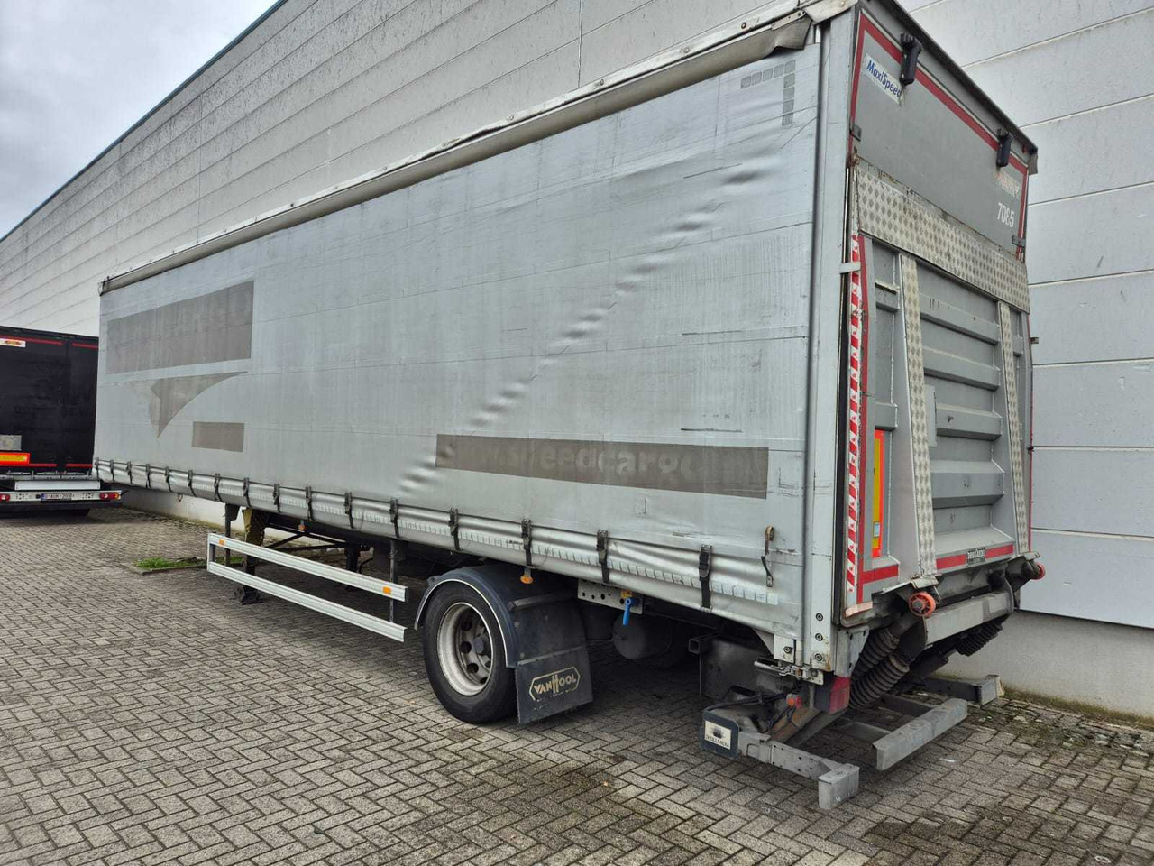 FRUEHAUF SEMI-TRAILER 2018 - Semi-remorque: photos 2 FRUEHAUF SEMI-TRAILER 2018 - Semi-remorque: photos 2