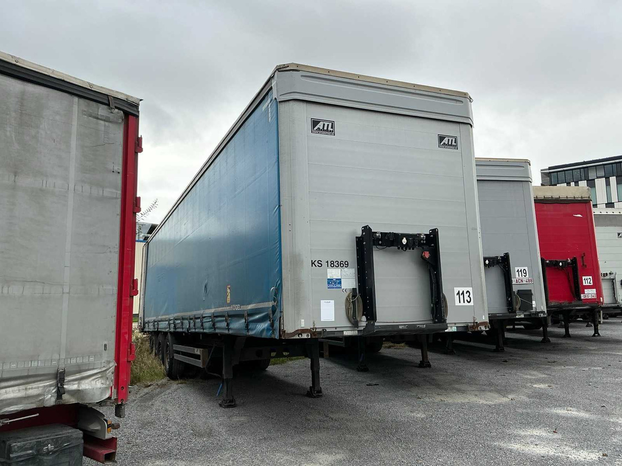 KÖGEL S24-1 CURTAINSIDER TRAILER - Semi-remorque: photos 4 KÖGEL S24-1 CURTAINSIDER TRAILER - Semi-remorque: photos 4