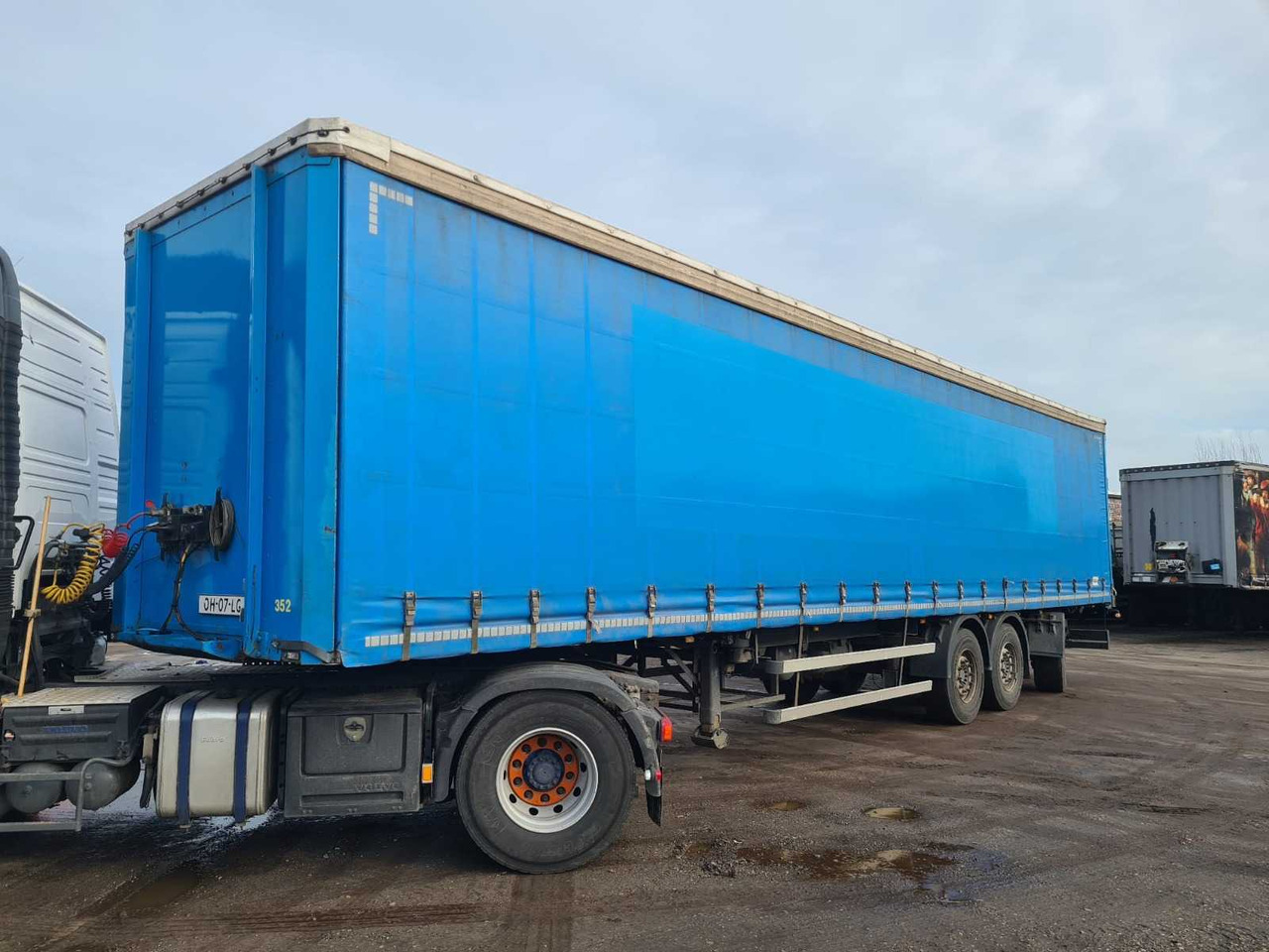 PACTON - SN 24 CURTAINSIDER TRAILER - SEMI-TRAILER - Semi-remorque: photos 3 PACTON - SN 24 CURTAINSIDER TRAILER - SEMI-TRAILER - Semi-remorque: photos 3