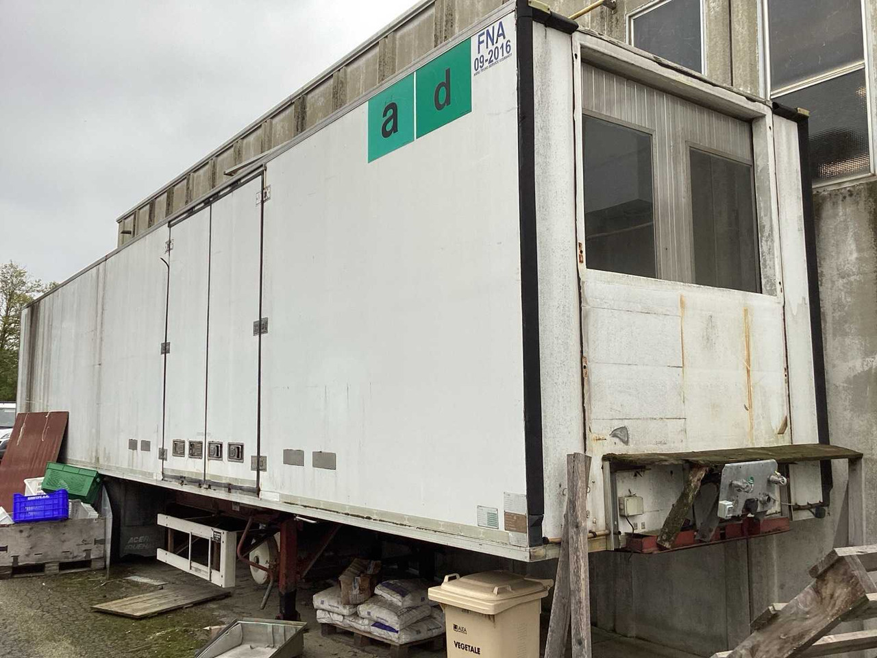 REFRIGERATED SEMI-TRAILER - Semi-remorque: photos 2 REFRIGERATED SEMI-TRAILER - Semi-remorque: photos 2