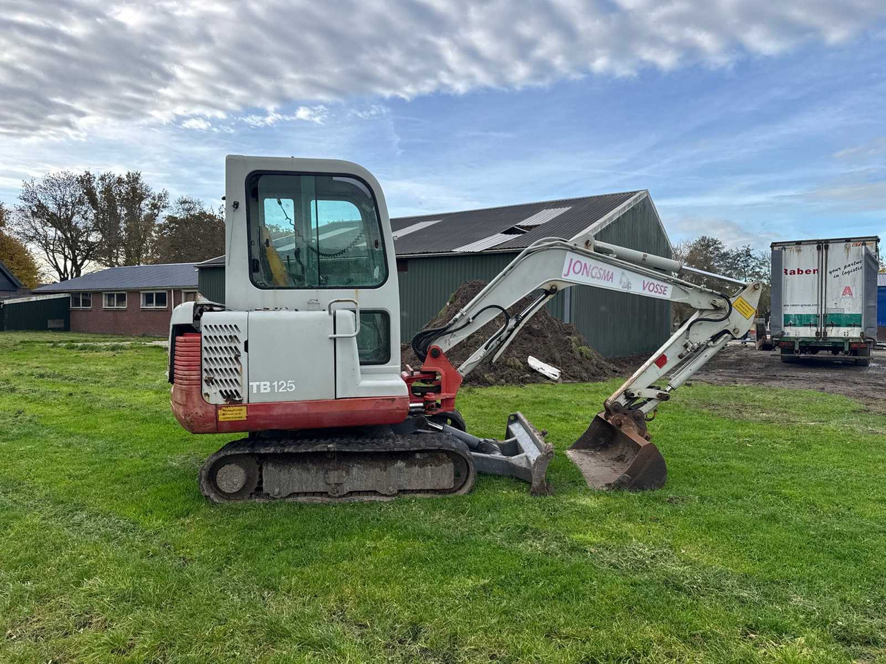 TAKEUCHI - TB 125 - MINI EXCAVATOR - Mini pelle: photos 3 TAKEUCHI - TB 125 - MINI EXCAVATOR - Mini pelle: photos 3