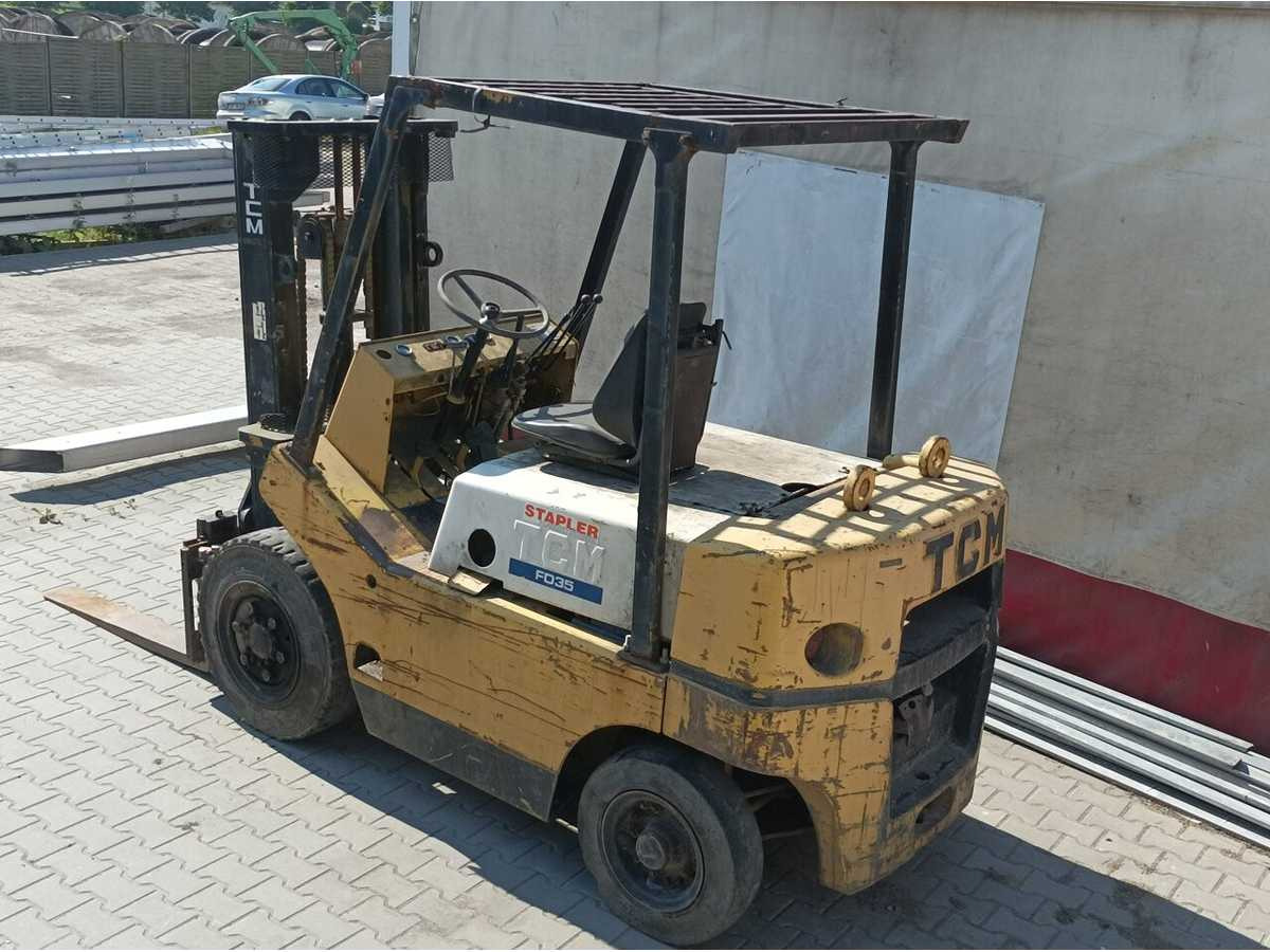 TCM FD35Z3 FORKLIFT TRUCKS - Chariot élévateur: photos 2 TCM FD35Z3 FORKLIFT TRUCKS - Chariot élévateur: photos 2