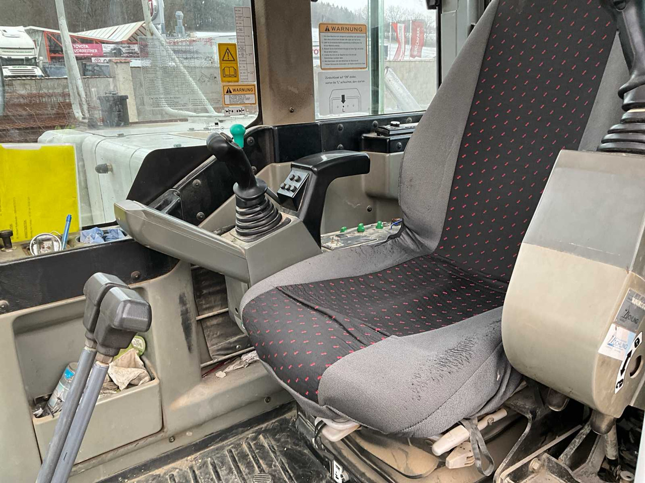Pelle sur chenille Takeuchi TB1140: photos 29