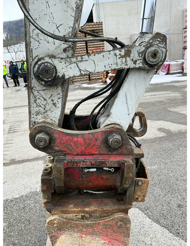 Pelle sur chenille Takeuchi TB1140: photos 21