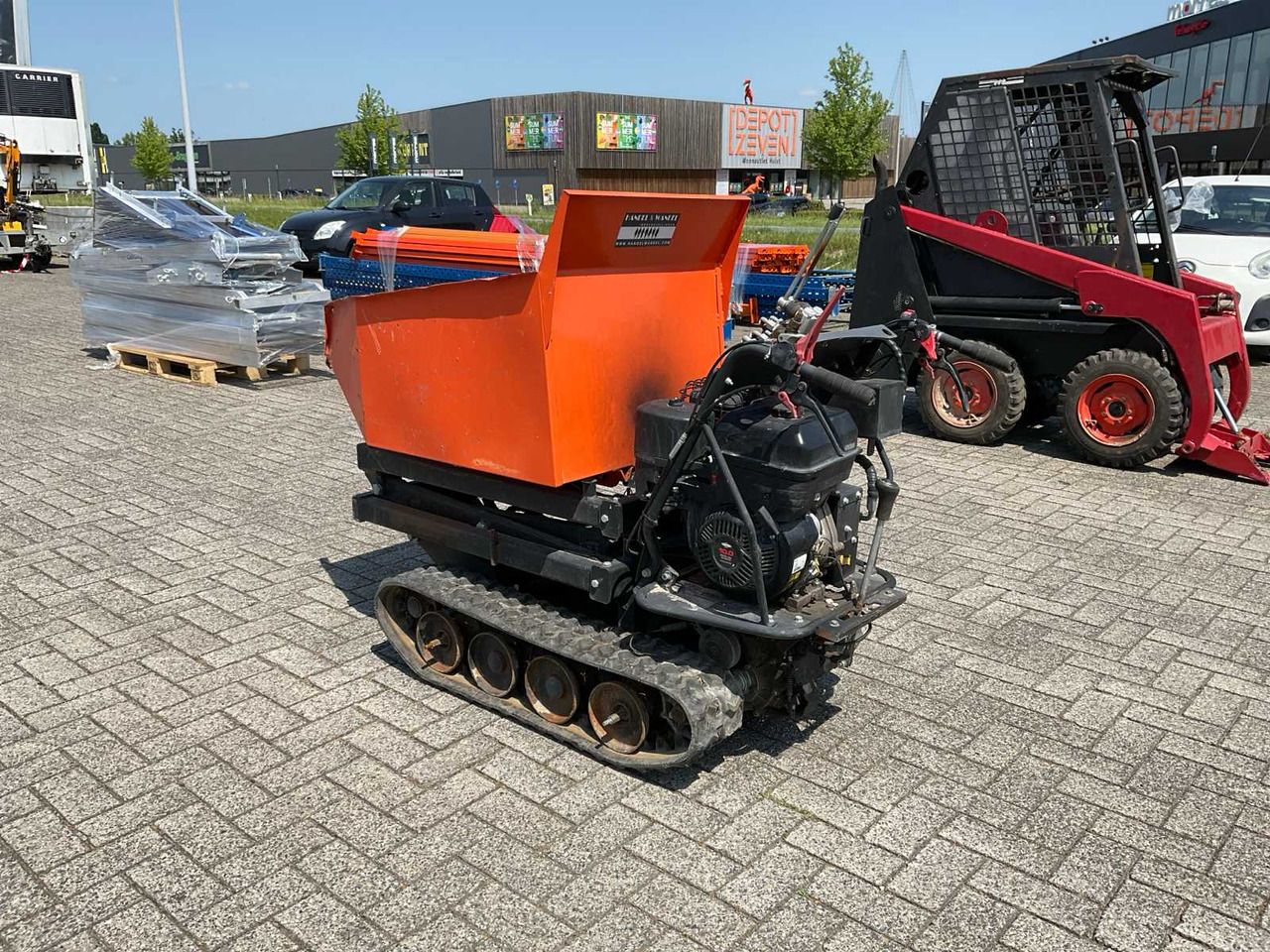 Tracked dumper - Tombereau: photos 4 Tracked dumper - Tombereau: photos 4