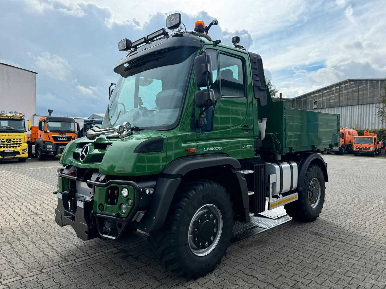 UNIMOG - 2018 - U430 - DUMPER - Mini tombereau: photos 1 UNIMOG - 2018 - U430 - DUMPER - Mini tombereau: photos 1