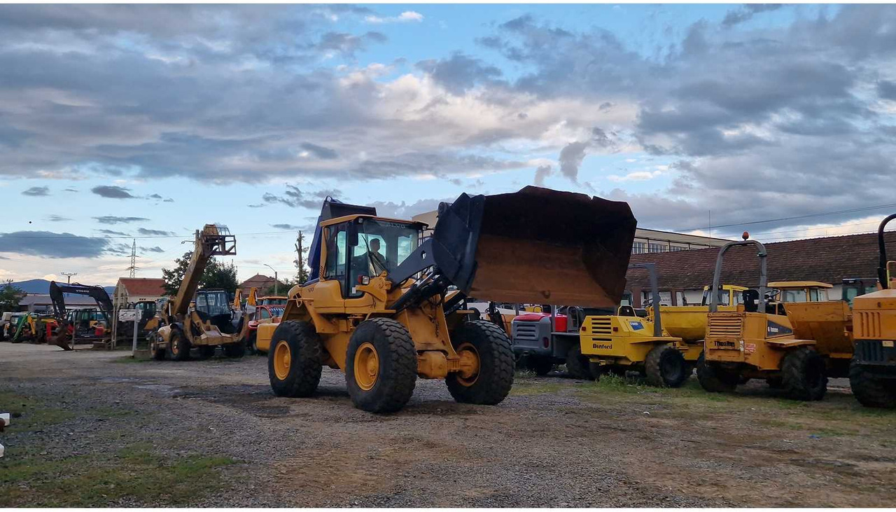 VOLVO 2008 VOLVO L90F WHEELED LOADER - Chargeuse sur pneus: photos 5 VOLVO 2008 VOLVO L90F WHEELED LOADER - Chargeuse sur pneus: photos 5