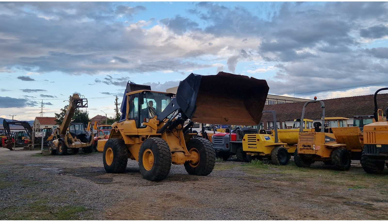 VOLVO 2008 VOLVO L90F WHEELED LOADER - Chargeuse sur pneus: photos 3 VOLVO 2008 VOLVO L90F WHEELED LOADER - Chargeuse sur pneus: photos 3