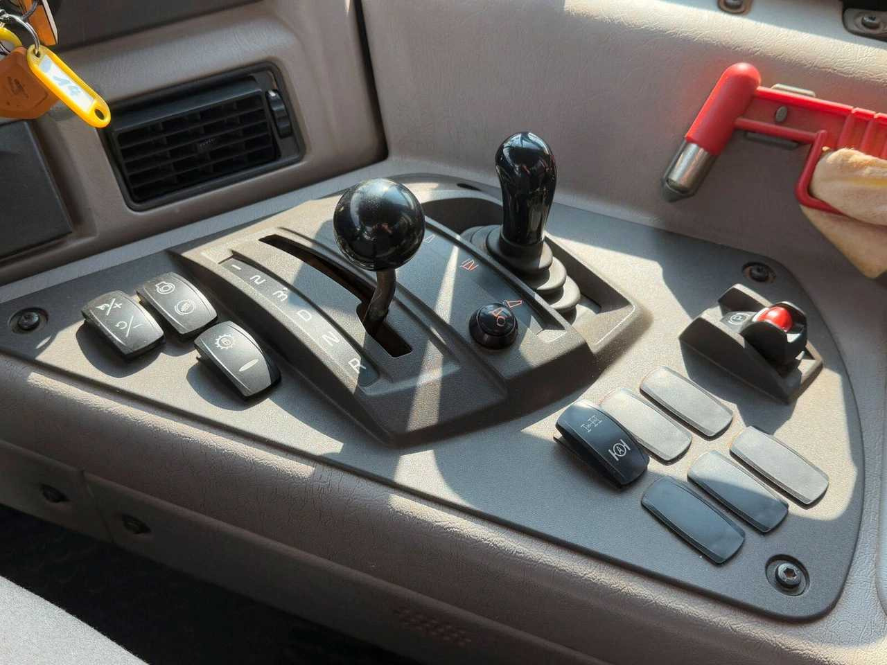 VOLVO - 2021 - A25G - DUMPER - Mini tombereau: photos 4 VOLVO - 2021 - A25G - DUMPER - Mini tombereau: photos 4