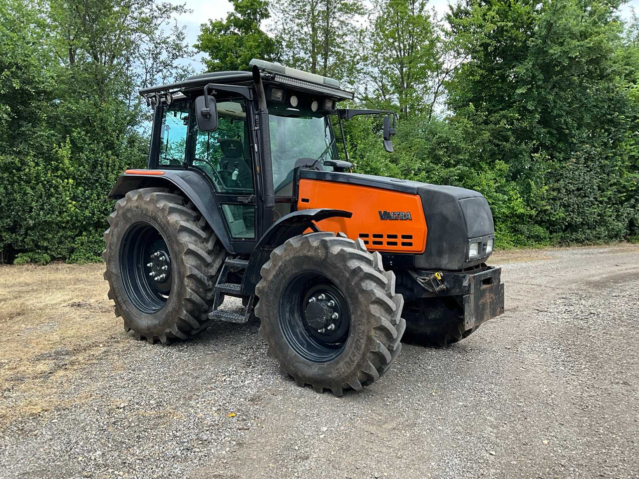 Valtra 6250-4 - Tracteur agricole: photos 3 Valtra 6250-4 - Tracteur agricole: photos 3