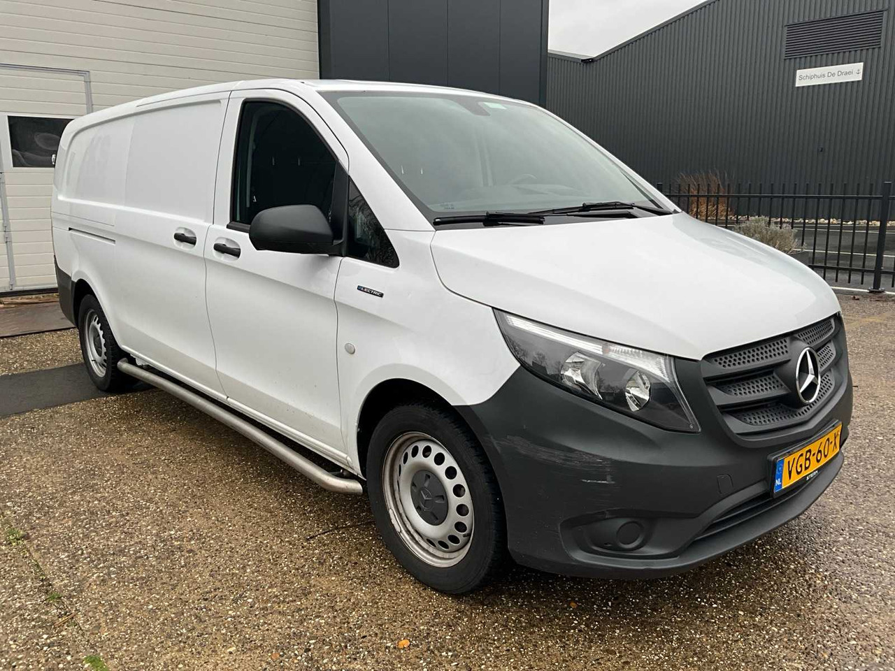 2020 MERCEDES-BENZ EVITO COMMERCIAL VEHICLE - Véhicule utilitaire: photos 4 2020 MERCEDES-BENZ EVITO COMMERCIAL VEHICLE - Véhicule utilitaire: photos 4