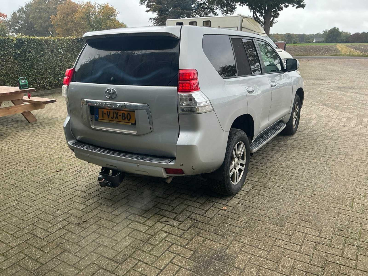 TOYOTA LAND CRUISER 150 3.0 D-4D AUT 5DRS SRWV - Véhicule utilitaire: photos 5 TOYOTA LAND CRUISER 150 3.0 D-4D AUT 5DRS SRWV - Véhicule utilitaire: photos 5