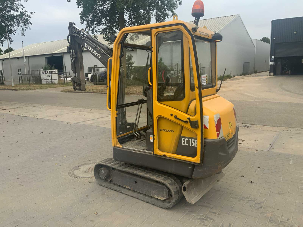 Volvo EC15B XR - Mini pelle: photos 4 Volvo EC15B XR - Mini pelle: photos 4