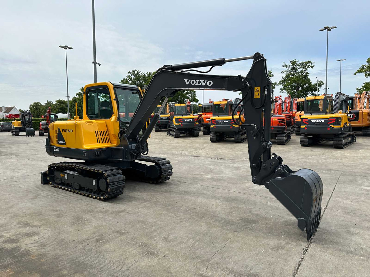 Volvo EC55B - Pelle sur chenille: photos 3 Volvo EC55B - Pelle sur chenille: photos 3
