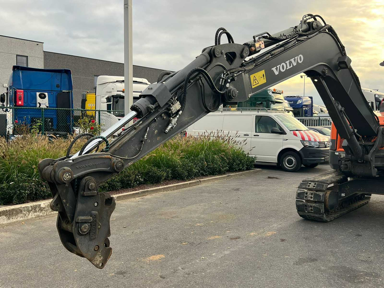 Volvo Excavator ECR88D - Pelle sur chenille: photos 5 Volvo Excavator ECR88D - Pelle sur chenille: photos 5