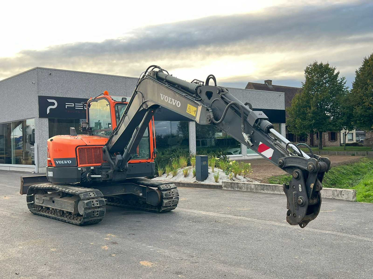 Volvo Excavator ECR88D - Pelle sur chenille: photos 1 Volvo Excavator ECR88D - Pelle sur chenille: photos 1