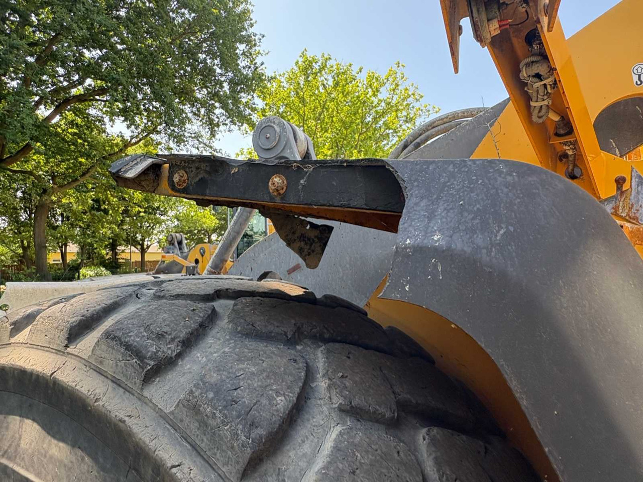 Chargeuse sur pneus Volvo L 180 H: photos 33