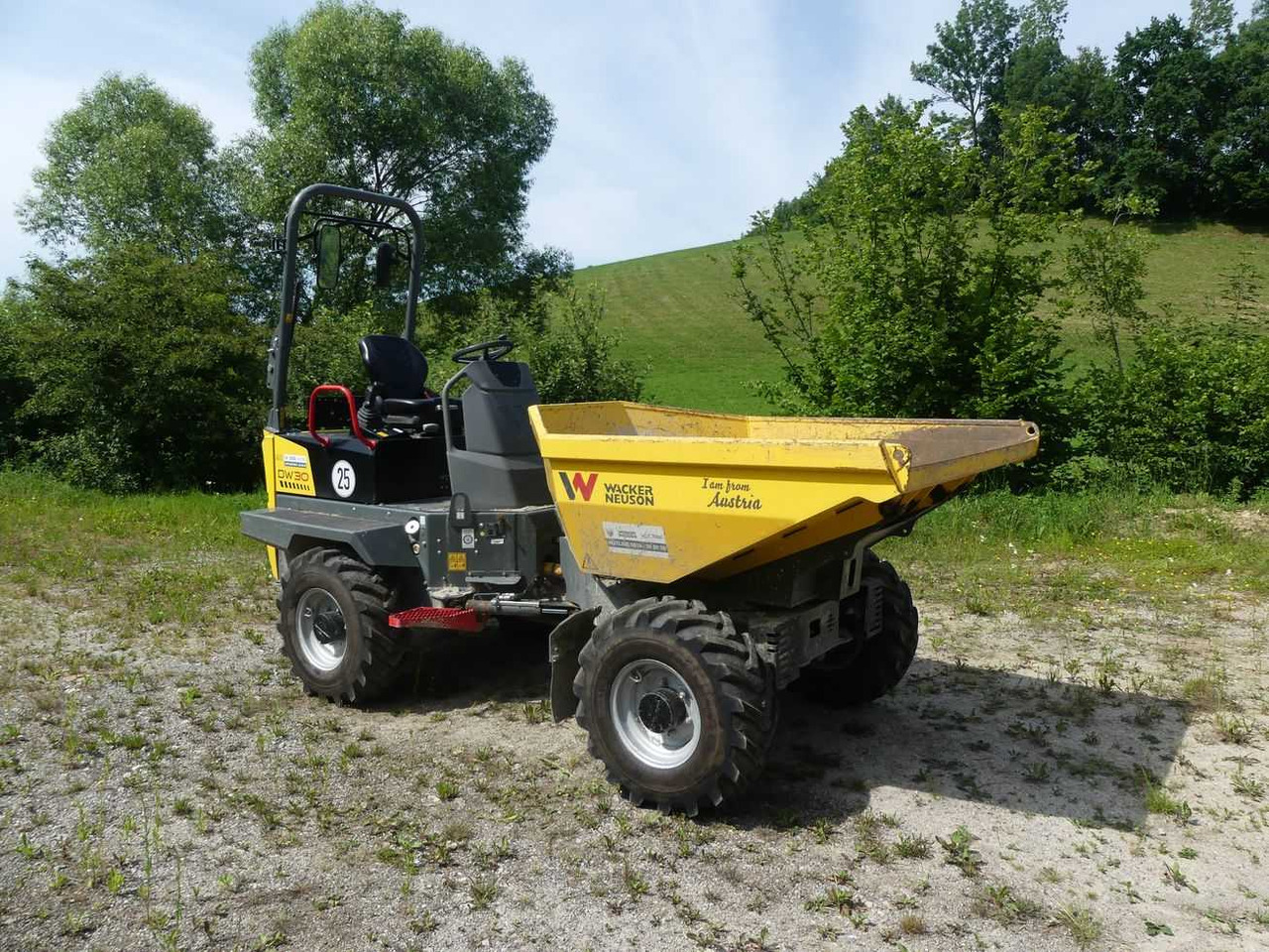 Wacker Neuson D25-02 DW 30 - Benne agricole: photos 2 Wacker Neuson D25-02 DW 30 - Benne agricole: photos 2
