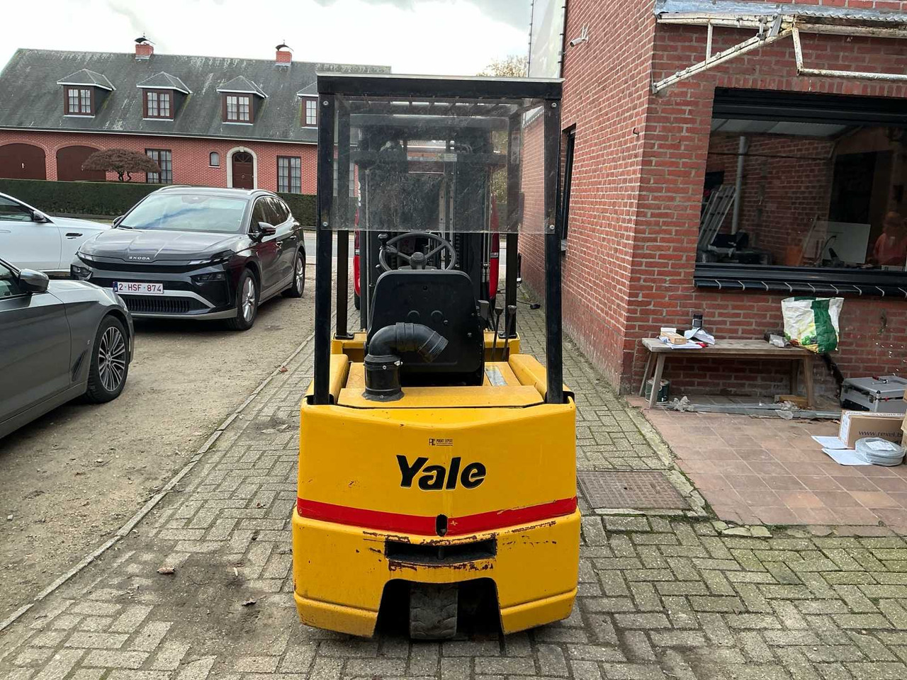 YALE ERP15RCL FORKLIFT - Chariot élévateur: photos 4 YALE ERP15RCL FORKLIFT - Chariot élévateur: photos 4