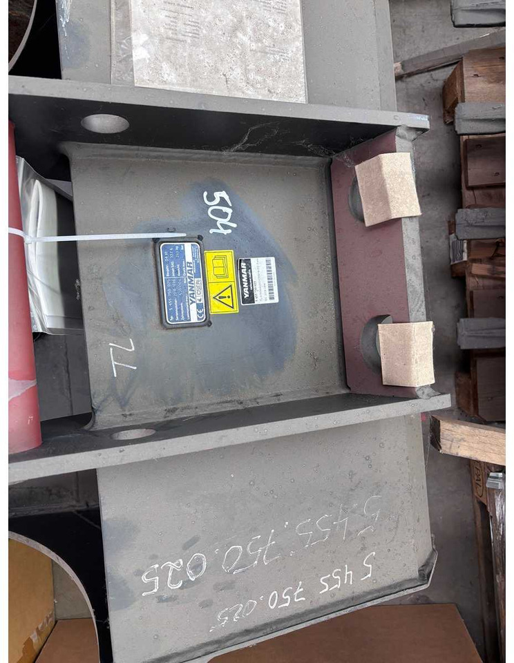 YANMAR - SW08 - TYPE4 - 2018 - LOW SPOON 900MM - 327 LITRES - Chargeuse sur pneus: photos 2 YANMAR - SW08 - TYPE4 - 2018 - LOW SPOON 900MM - 327 LITRES - Chargeuse sur pneus: photos 2