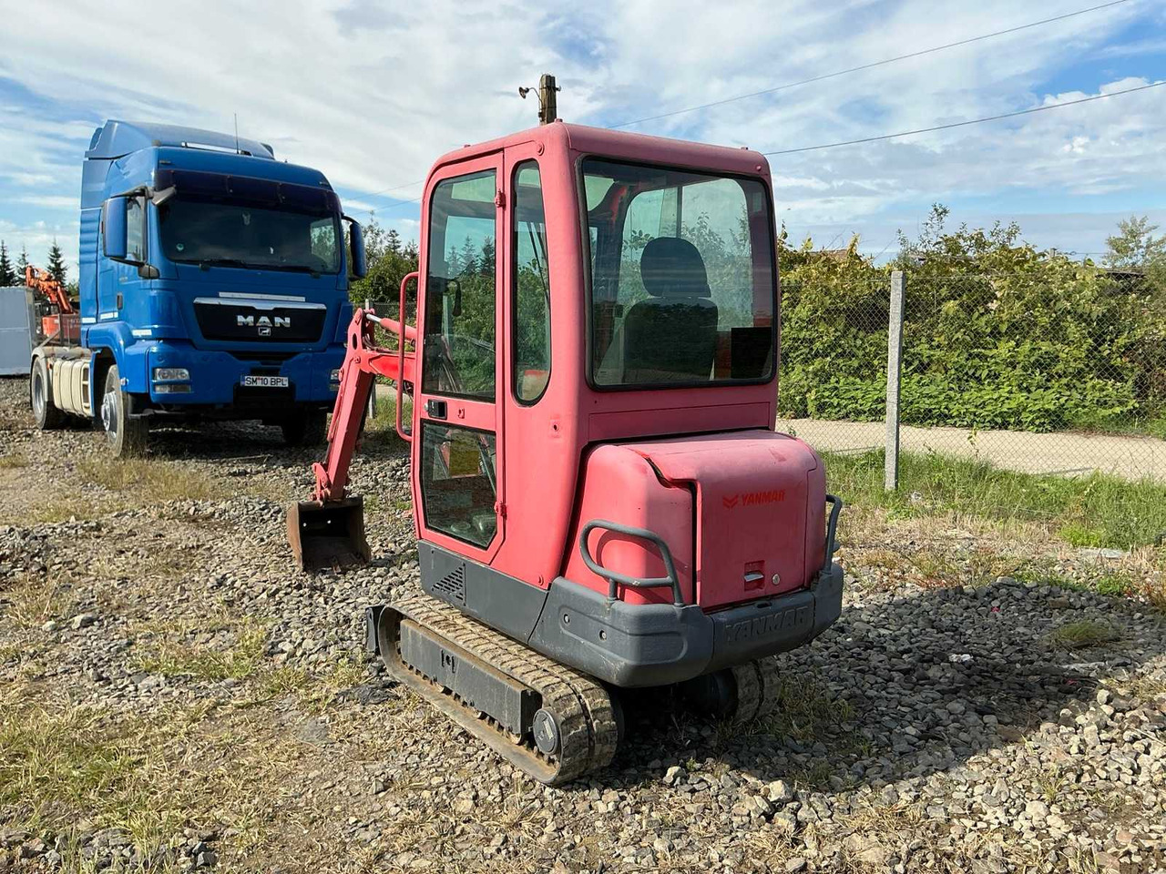 Yanmar B15 - 3 - Mini pelle: photos 4 Yanmar B15 - 3 - Mini pelle: photos 4