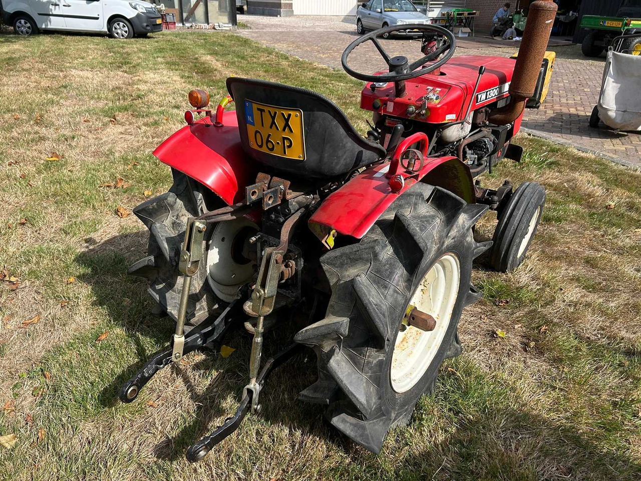 Yanmar YM1300 - Micro tracteur: photos 3 Yanmar YM1300 - Micro tracteur: photos 3